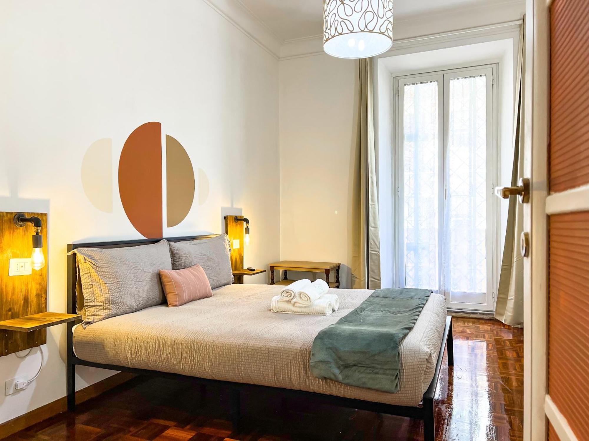 Apartment Large House Near The Metro A - Ideal For 6 People In The Center Of